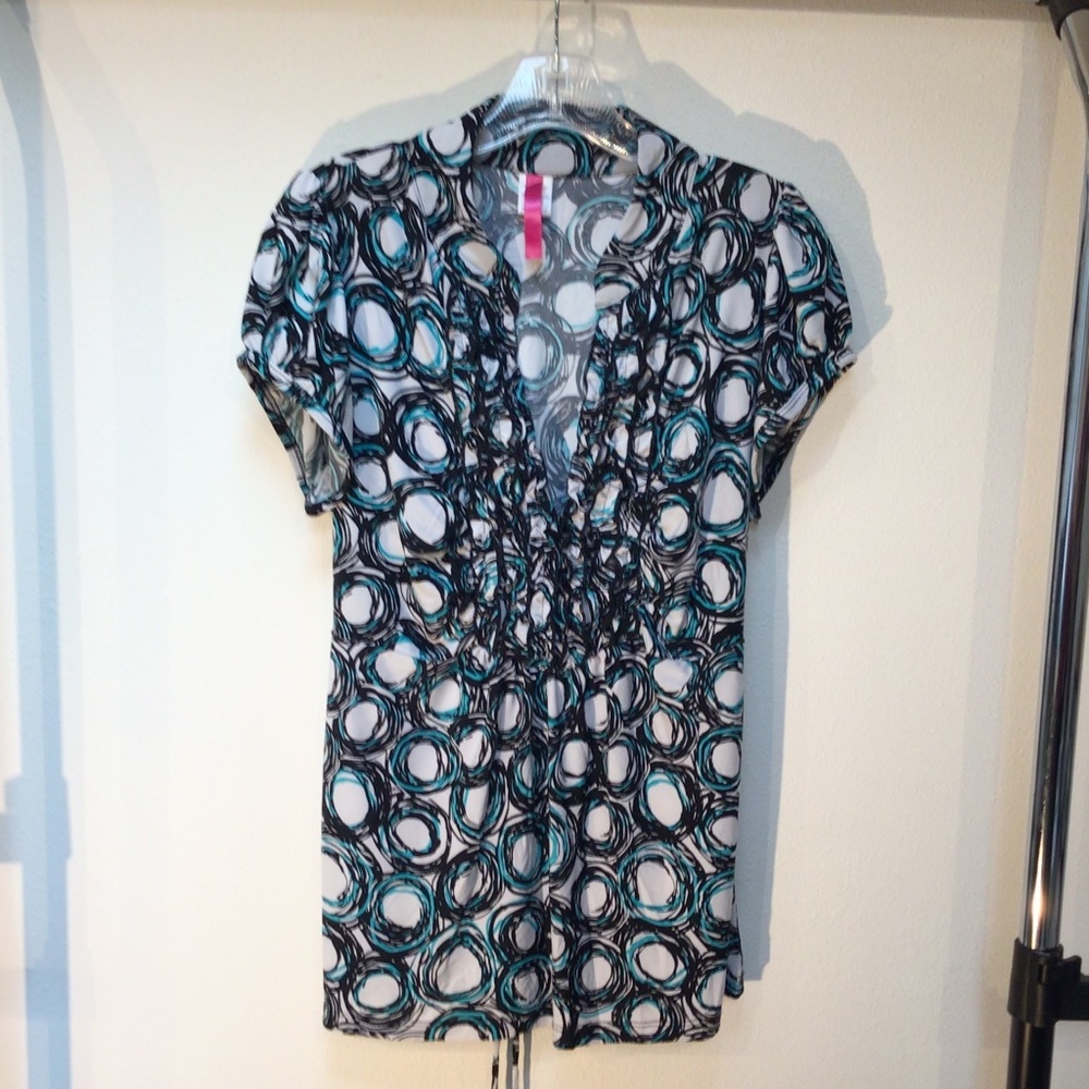 Blouse 1x pattern : blue, black, white